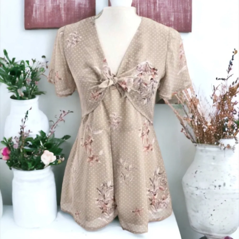 Sadie and Sage Floral Polka Dot Romper - Picture 6 of 15
